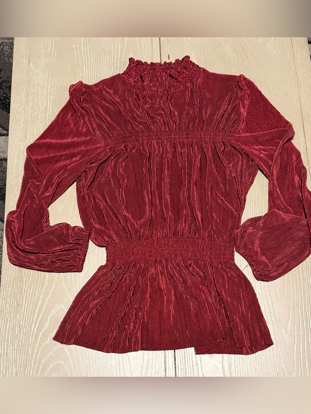 Badgley Mischka Metallic Plissé Smocked Ruffle Neck Blouse Tunic Red M - Picture 7 of 12